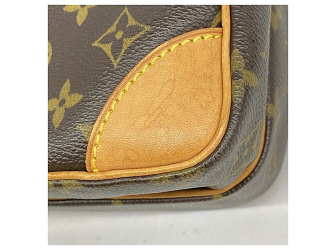 Borsa a tracolla Louis Vuitton Monogram Amazon Marrone - vista 6