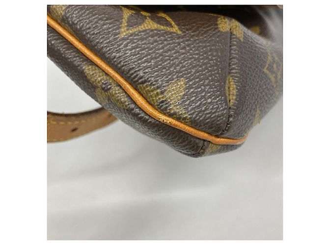 Louis Vuitton Monogram Musette Satango Shoulder Bag Brown - view 6