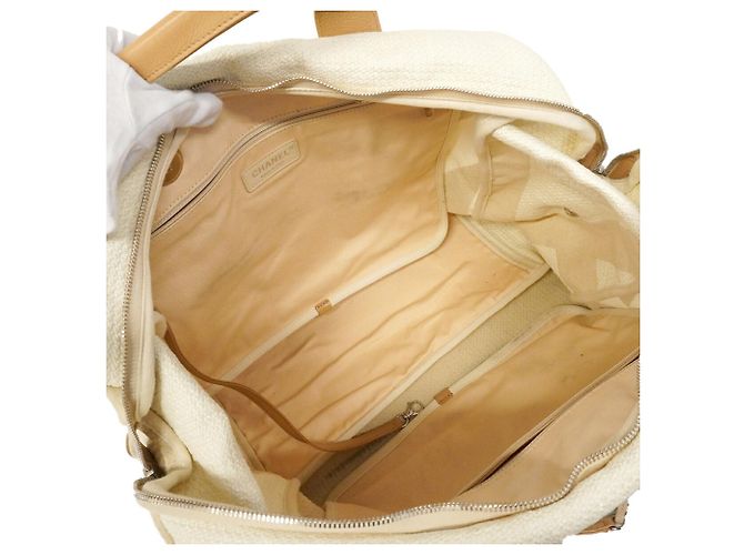 Borsa a mano Chanel Deauville in tela Beige Crudo - vista 4