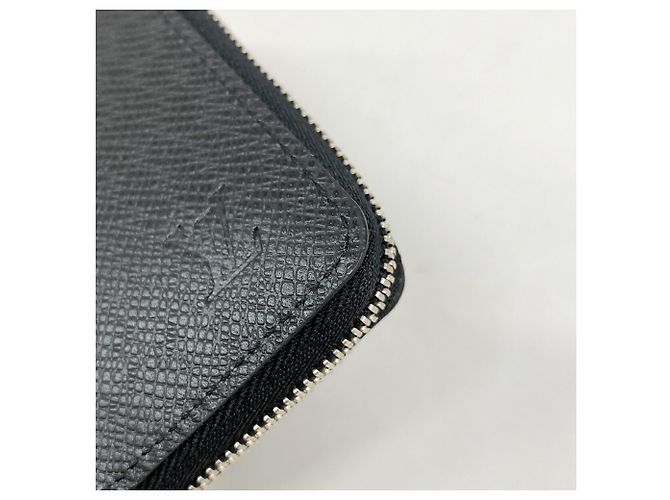 Louis Vuitton Taiga Zippy Münzbeutel Grau - Ansicht 6