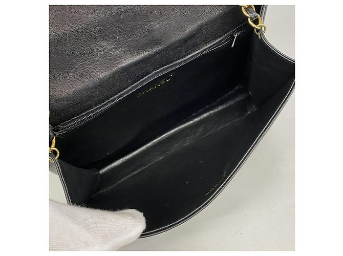 Bolsa de ombro Chanel em pele de cordeiro preta Preto - vista 4
