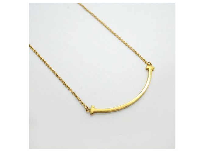Tiffany & Co. T Smile Small Halskette in 18K Gelbgold - Ansicht 2