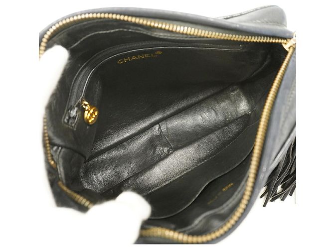 Chanel Matelassé Schultertasche Schwarz - Ansicht 4