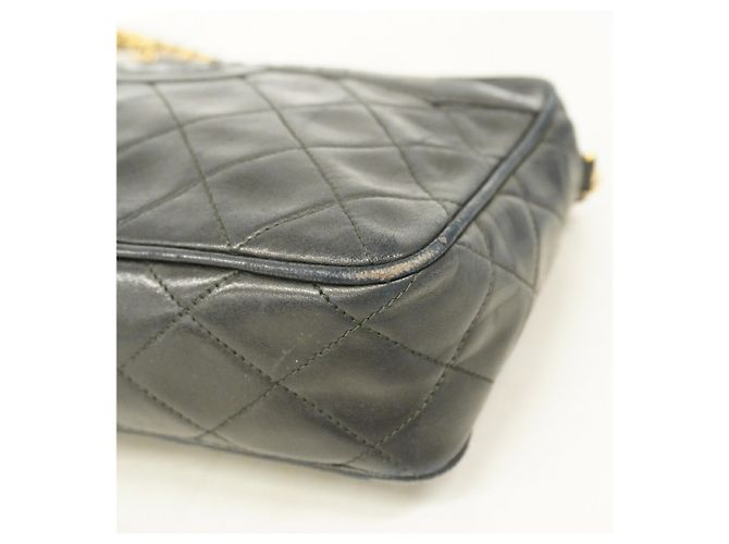 Chanel Matelassé Schultertasche Schwarz - Ansicht 6
