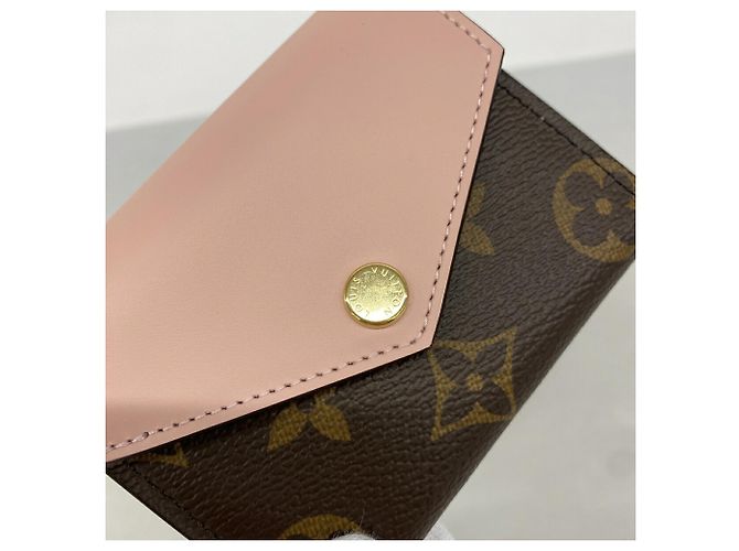 Cartera Tri-fold Louis Vuitton en Rose Ballerine Rosa - vista 5