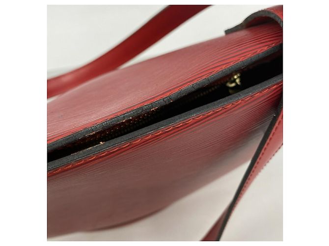 Borsa a tracolla Louis Vuitton Epi Saint Jacques Rosso - vista 10