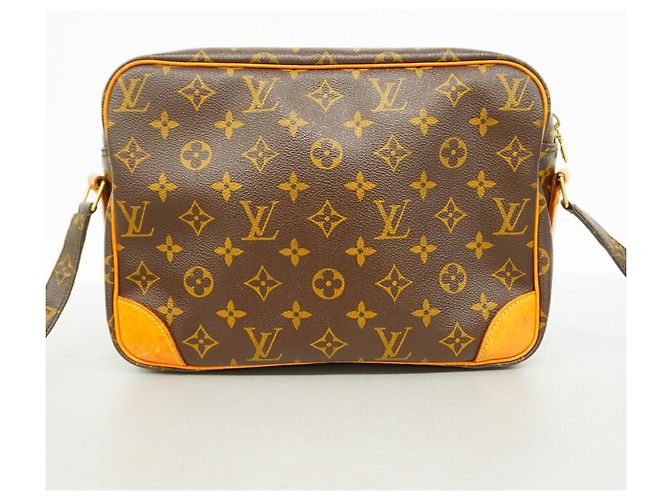 Louis Vuitton Monogram Nile Shoulder Bag Brown - view 10