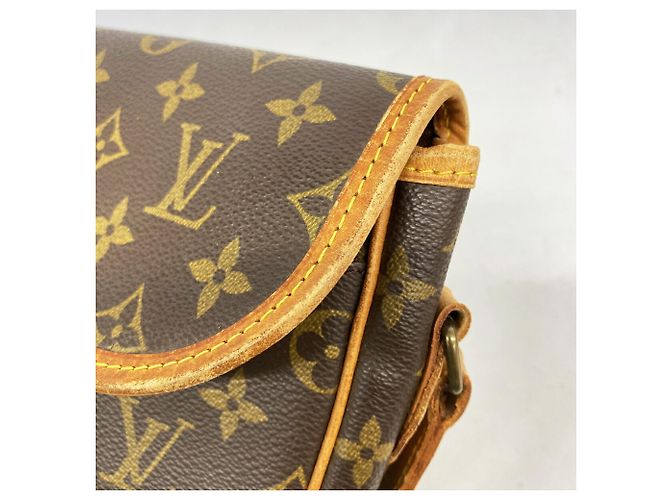 Borsa a tracolla Louis Vuitton Monogram Gibeciere PM Marrone - vista 12