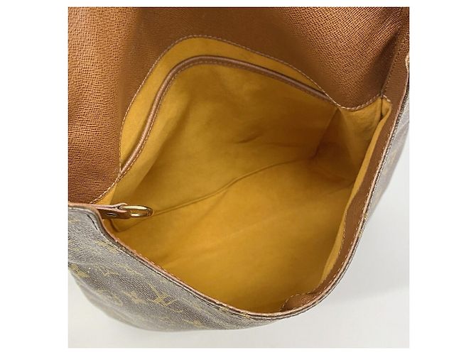Borsa a tracolla Louis Vuitton Monogram Musette Marrone - vista 4