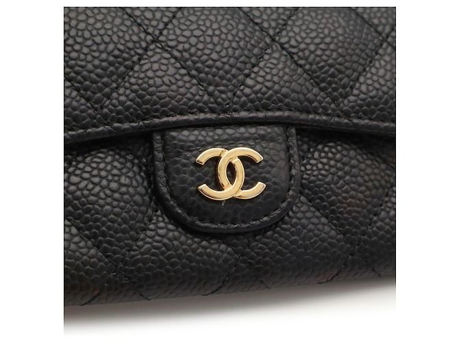Porta-cartões Chanel Matelassé Classic Flap em preto - vista 5