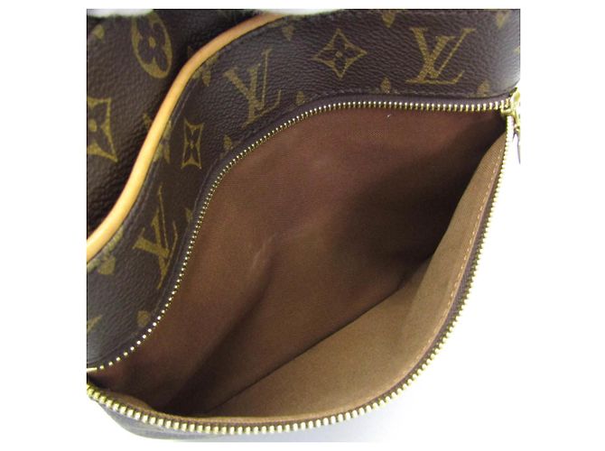 Louis Vuitton Monogram Pochette Valmy M40524 Shoulder Bag Monogramma - vista 11