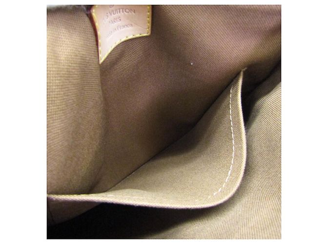 Louis Vuitton Monogram Pochette Valmy M40524 Shoulder Bag Monogramma - vista 13