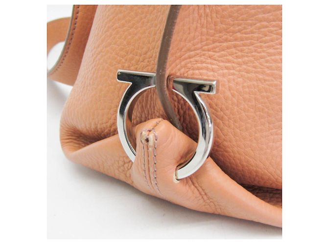 Borsa a tracolla Salvatore Ferragamo Gancini Medium Sophia Marrone chiaro - vista 7