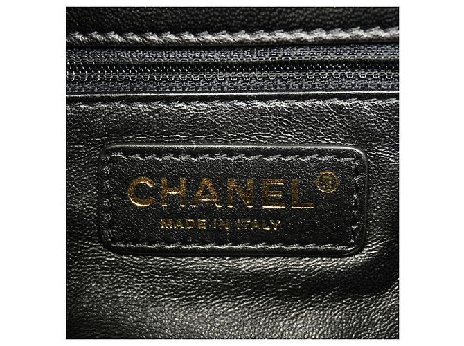 Borsa a tracolla Chanel Matelassé con catena Nero - vista 5