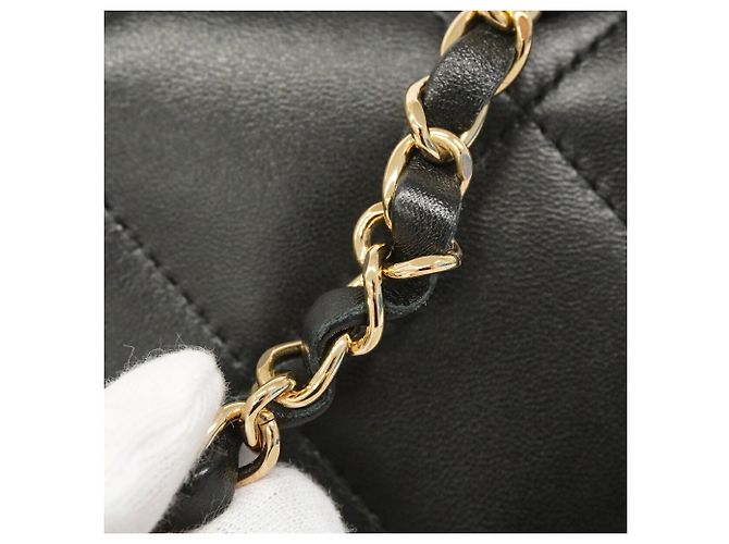 Borsa a tracolla Chanel Matelassé con catena Nero - vista 9