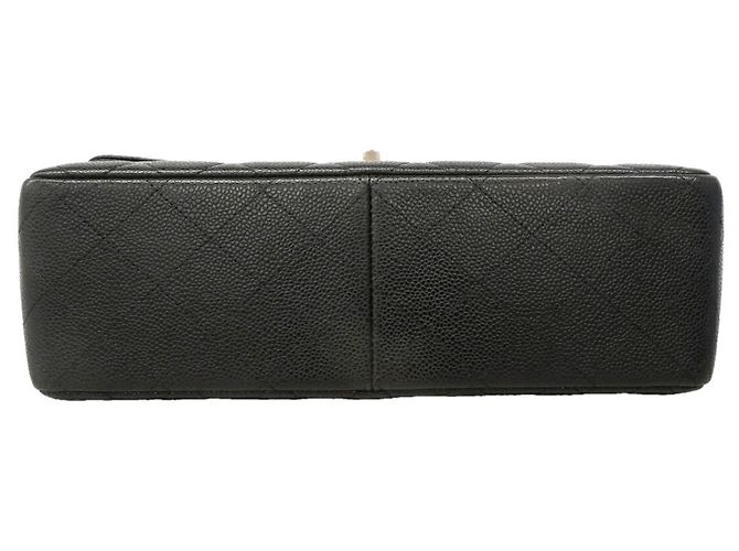 Borsa a tracolla Chanel in pelle di vitello martellata nera Nero - vista 3