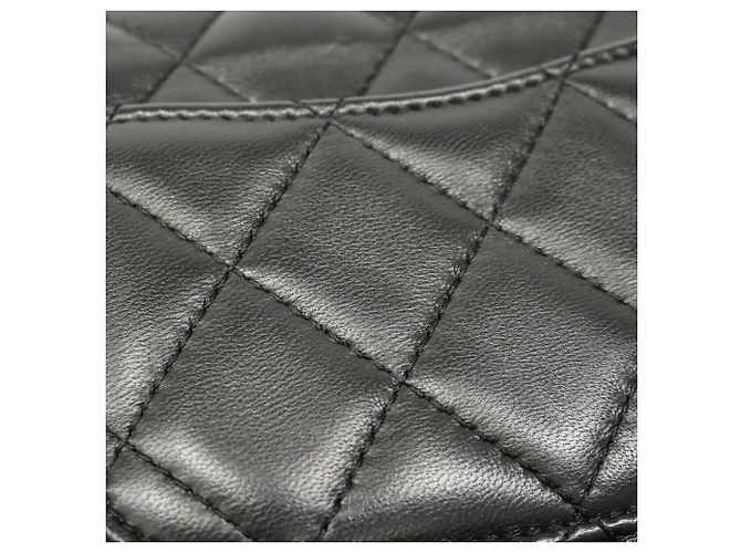 Borsa a tracolla Chanel Mini Matelassé con catena Nero - vista 6