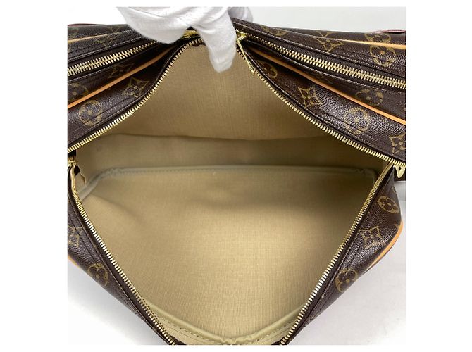Borsa a tracolla Louis Vuitton Reporter GM Marrone Monogramma - vista 9