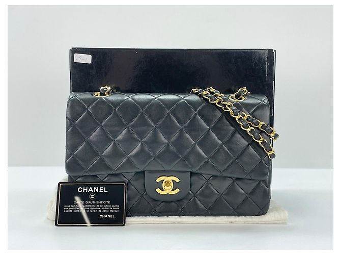 Timeless Borsa a tracolla Chanel Matelassé Classic Flap con catena - Black Nero - vista 13