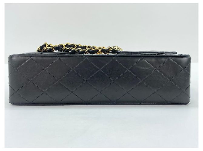 Timeless Borsa a tracolla Chanel Matelassé Classic Flap con catena - Black Nero - vista 5