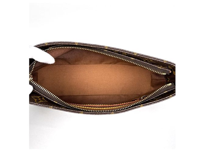Borsa a tracolla Louis Vuitton Trotteur Pochette Marrone Monogramma - vista 7