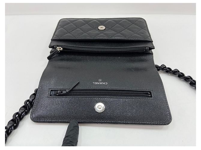 Borsa a tracolla Chanel Matelassé in nero - vista 12