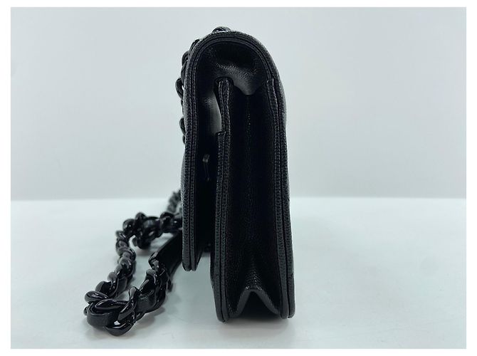 Borsa a tracolla Chanel Matelassé in nero - vista 3