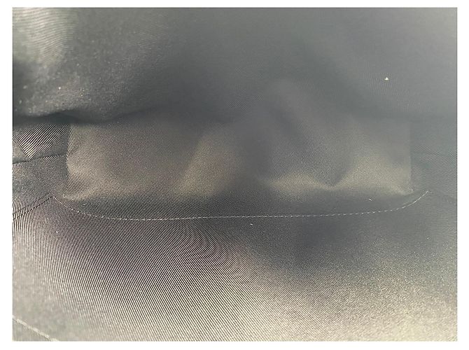 Borsa a tracolla Louis Vuitton District - Black Nero - vista 11