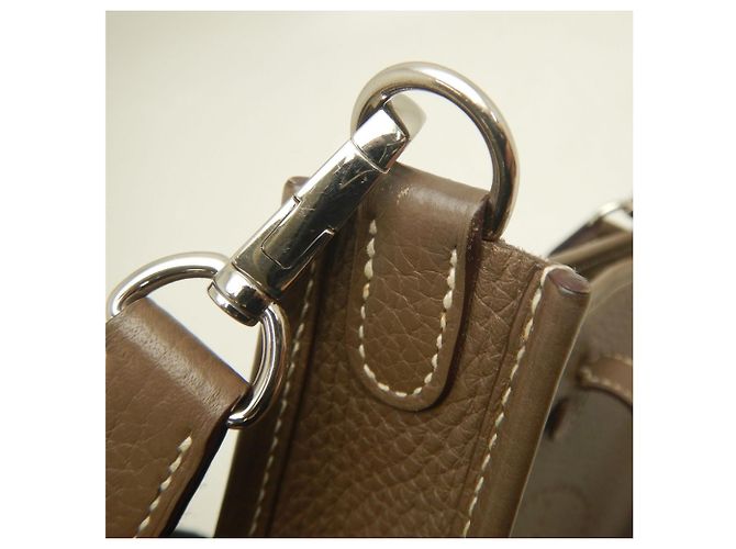 Hermès Borsa a tracolla HERMES Evelyne TPM Taupe - vista 16