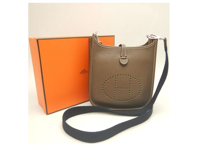 Hermès Borsa a tracolla HERMES Evelyne TPM Taupe - vista 4