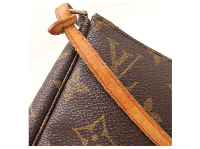 Bolsa Louis Vuitton Monogram Pochette Accessoires Marrom Monograma - vista 15