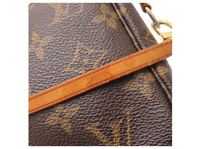 Bolsa Louis Vuitton Monogram Pochette Accessoires Marrom Monograma - vista 16
