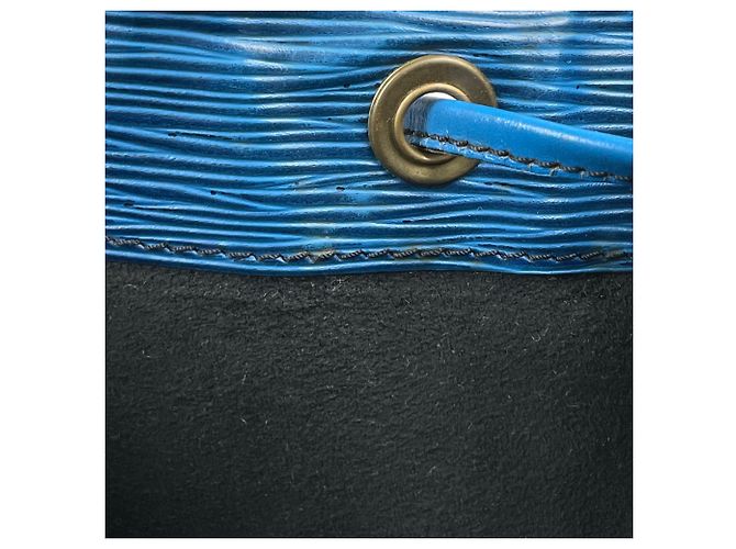 Borsa a tracolla Louis Vuitton Noe Blu - vista 9
