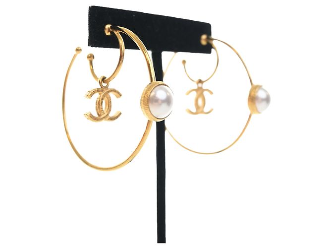 Orecchini a cerchio doppio Chanel Gold CC placcati oro con perle Bianco - vista 5
