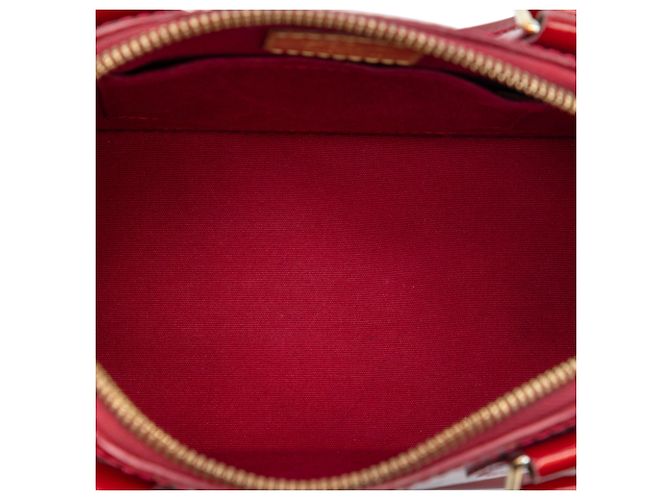 Louis Vuitton Red Monogram Vernis Alma BB Rouge - vue 4