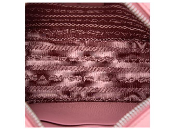 Prada Mini Borsa Camera Lux in Saffiano Rosa - vista 4