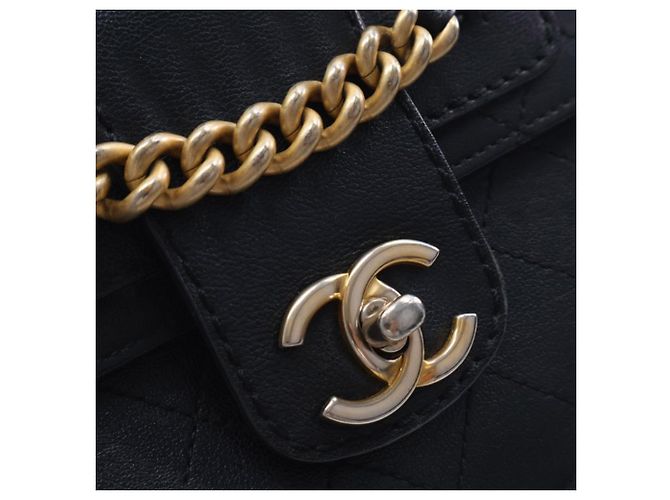 Chanel Black Large Quilted Sheepskin Front Chain Flap Nero - vista 5