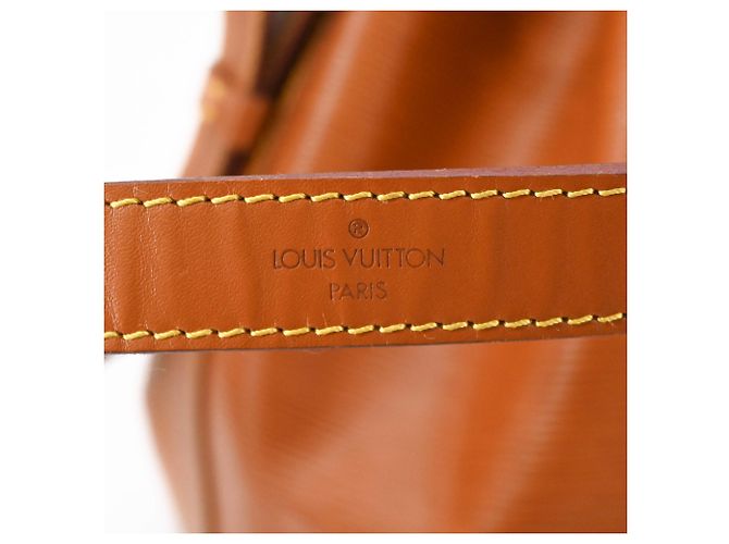 Noe Borsa a tracolla Louis Vuitton Petit Noé Marrone - vista 11
