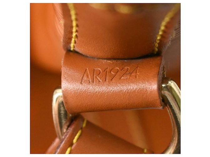 Noe Borsa a tracolla Louis Vuitton Petit Noé Marrone - vista 9