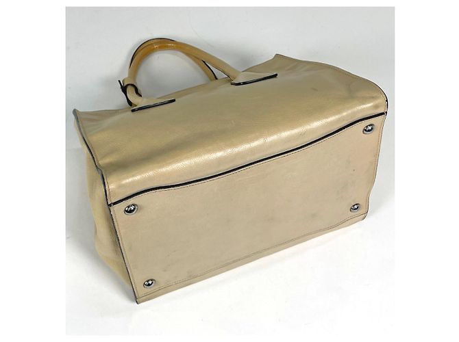 Borsa a mano Prada in pelle beige - vista 2
