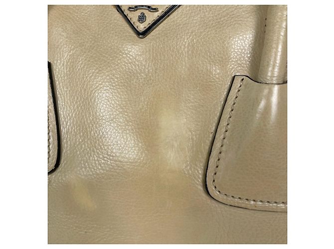 Borsa a mano Prada in pelle beige - vista 4