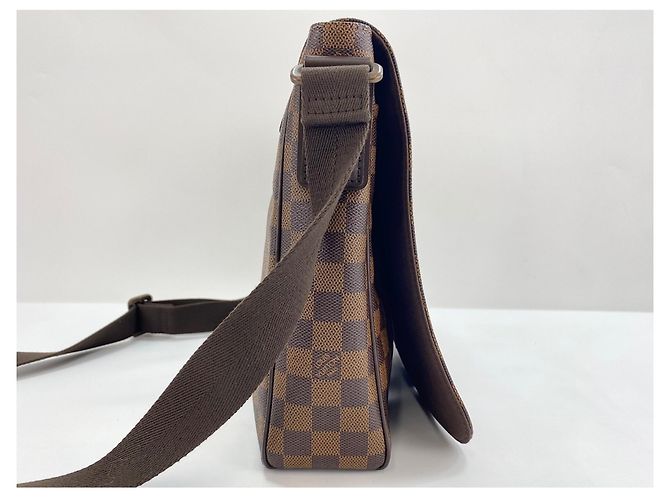 Borsa a tracolla Louis Vuitton District Marrone - vista 6