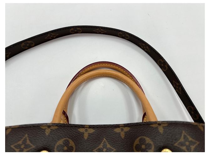 Bolsa de Ombro Louis Vuitton Montaigne Marrom - vista 10