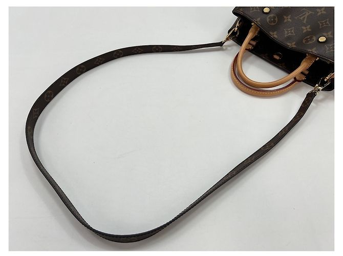 Bolsa de Ombro Louis Vuitton Montaigne Marrom - vista 11