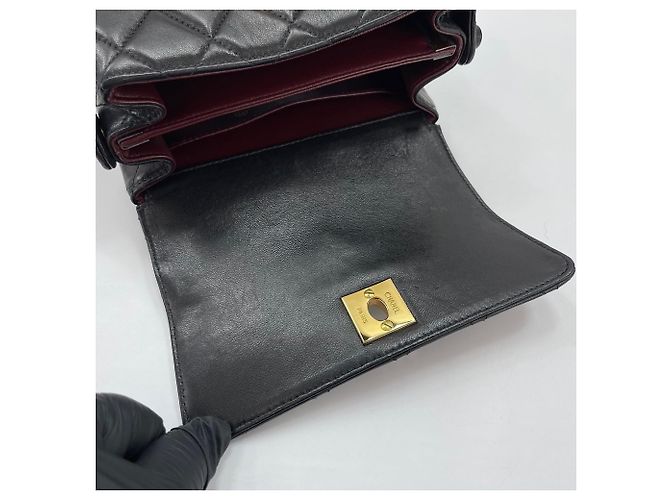 Borsa Chanel Mini Matelassé in Nero - vista 12