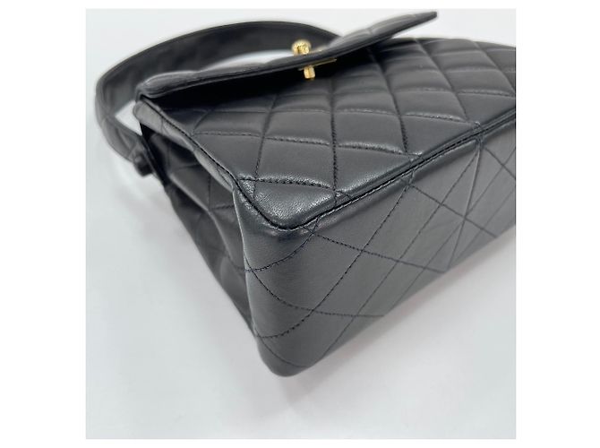 Borsa Chanel Mini Matelassé in Nero - vista 8