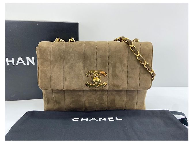 Borsa a tracolla Chanel Mademoiselle in verde - vista 12
