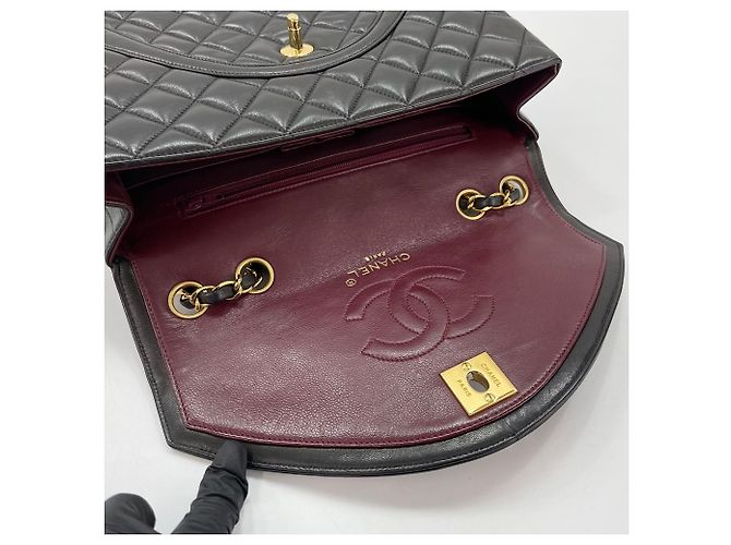 Borsa a tracolla Chanel Matelassé 25 Nero - vista 11