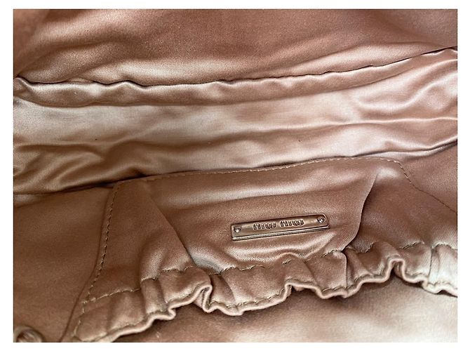 Borsa a tracolla Miu Miu Matelassé in rosso - vista 11