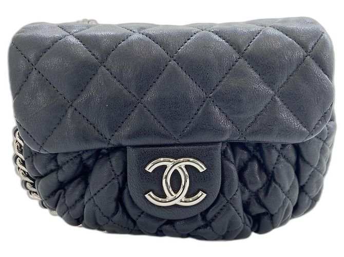 Borsa a tracolla Chanel Matelassé in nero - vista 2